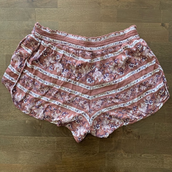 American Eagle flow shorts - Picture 2 of 3